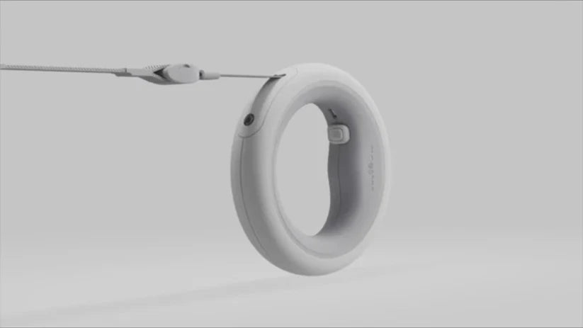 UFO Retractable Leash